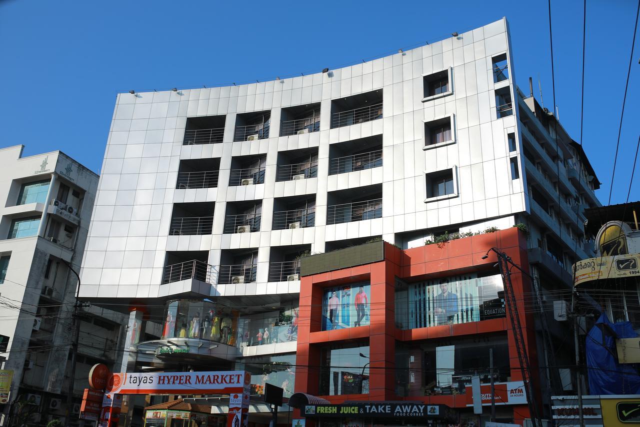 Dostyk Hotel Thiruvananthapuram Eksteriør billede